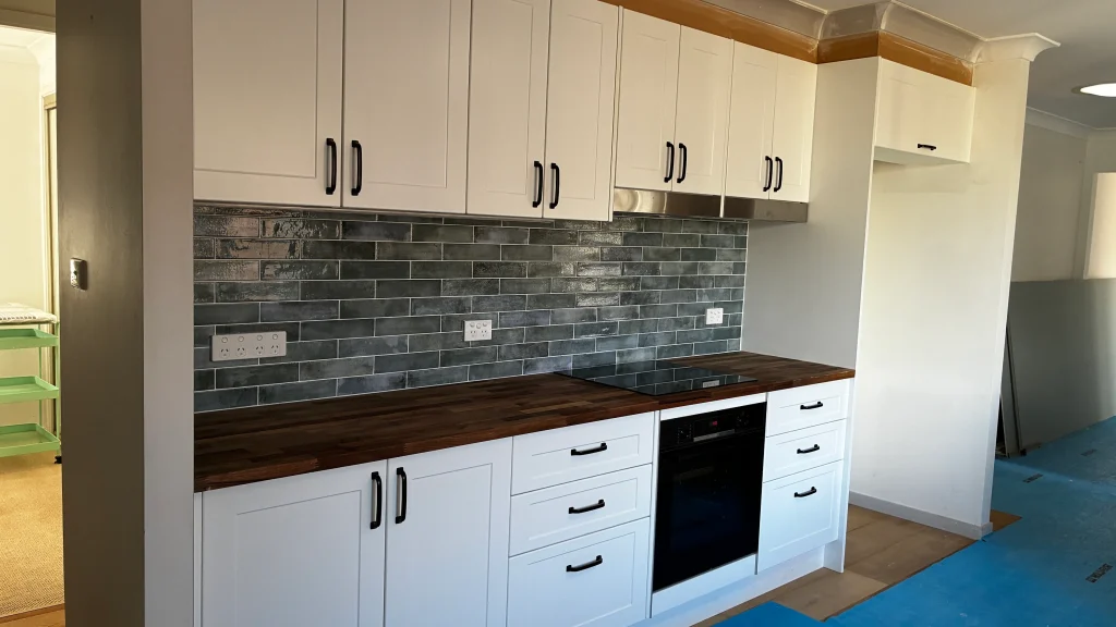 Bev Benfield Kitchen 1